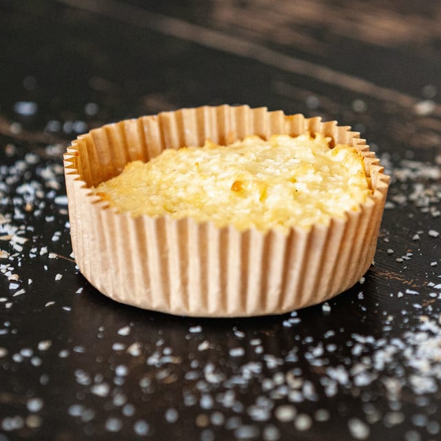 Coconut Gem Macaroon.